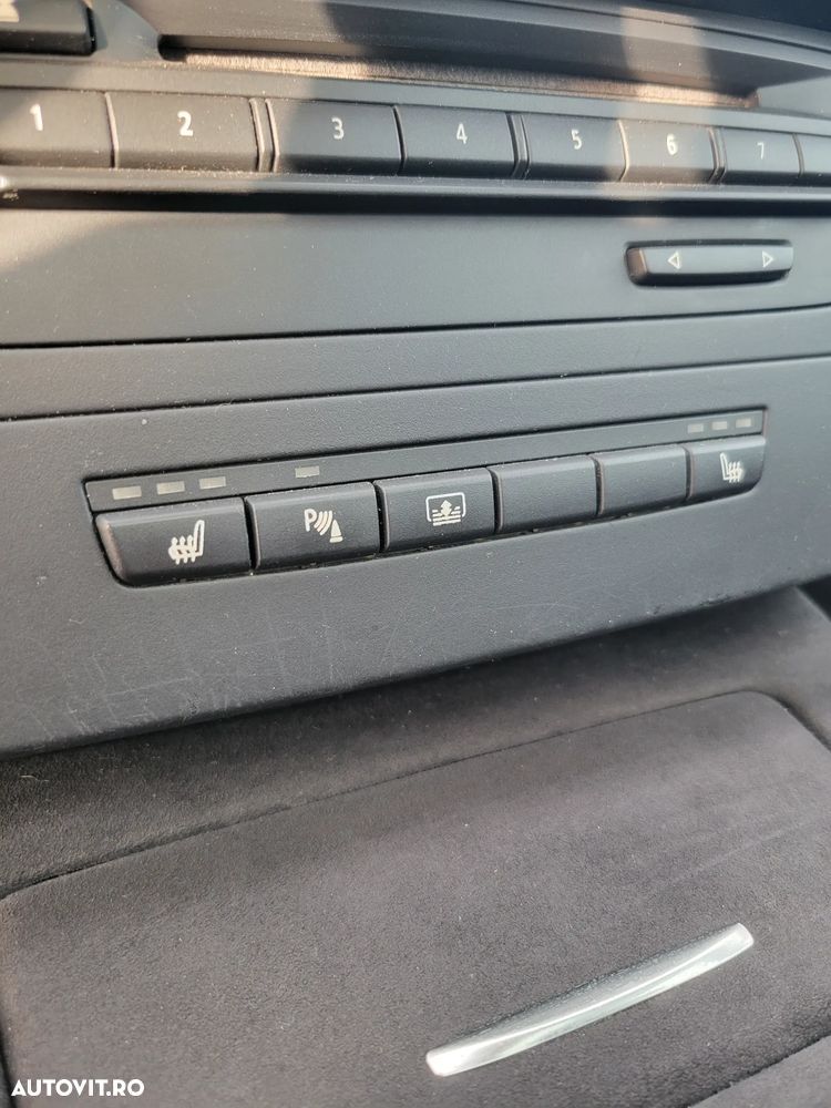 BMW Seria 3 325d - 20