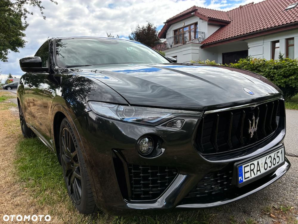 Maserati Levante S Q4 GranSport - 12