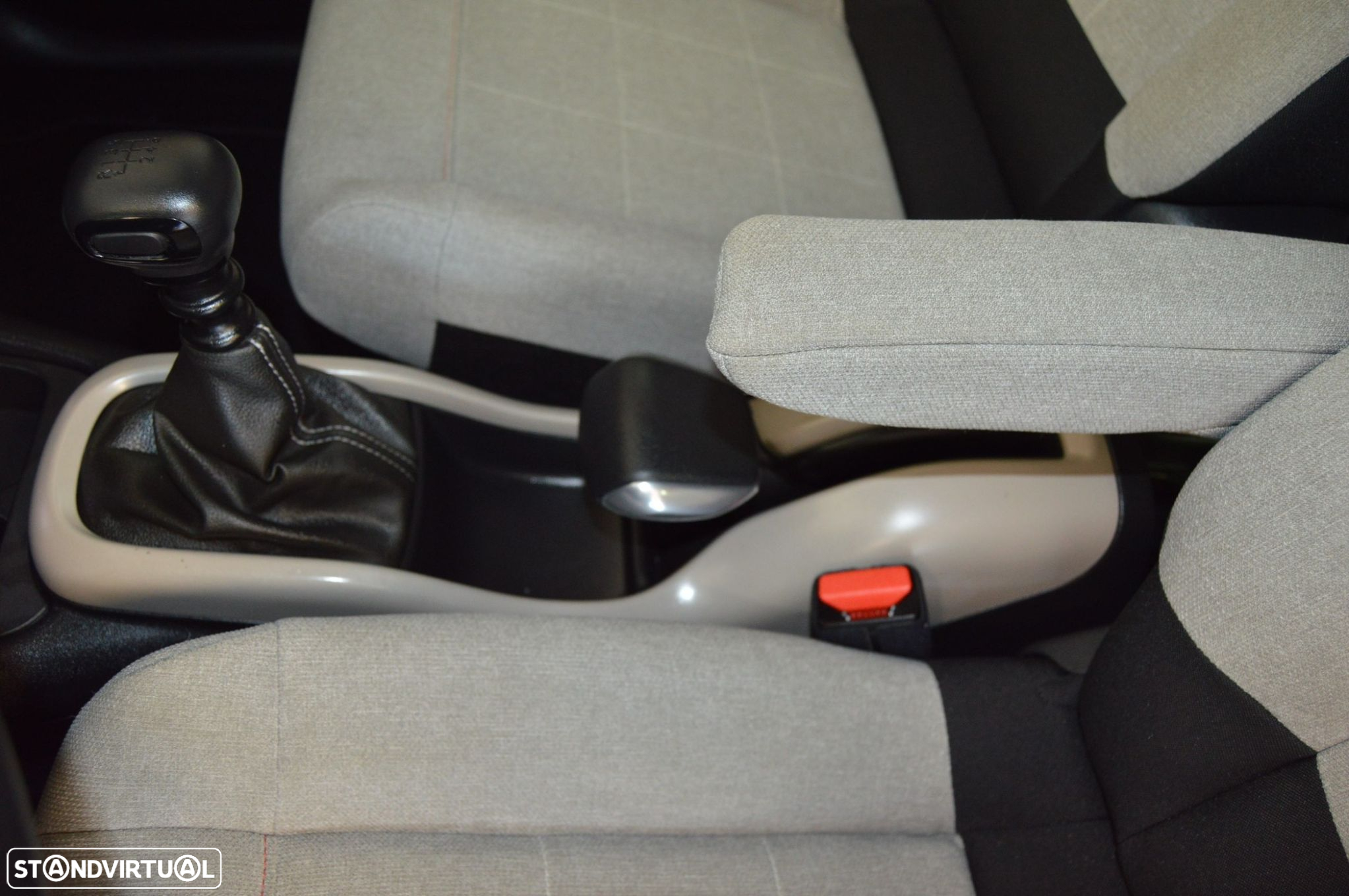 Citroën C3 Aircross 1.2 PureTech Shine - 45