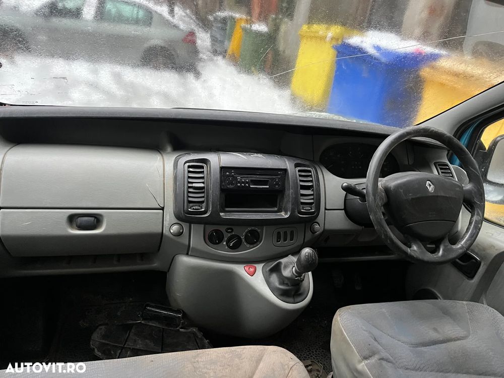 Dezmembrez Renault Trafic 2003 2.0 diesel albastru bleo - 8