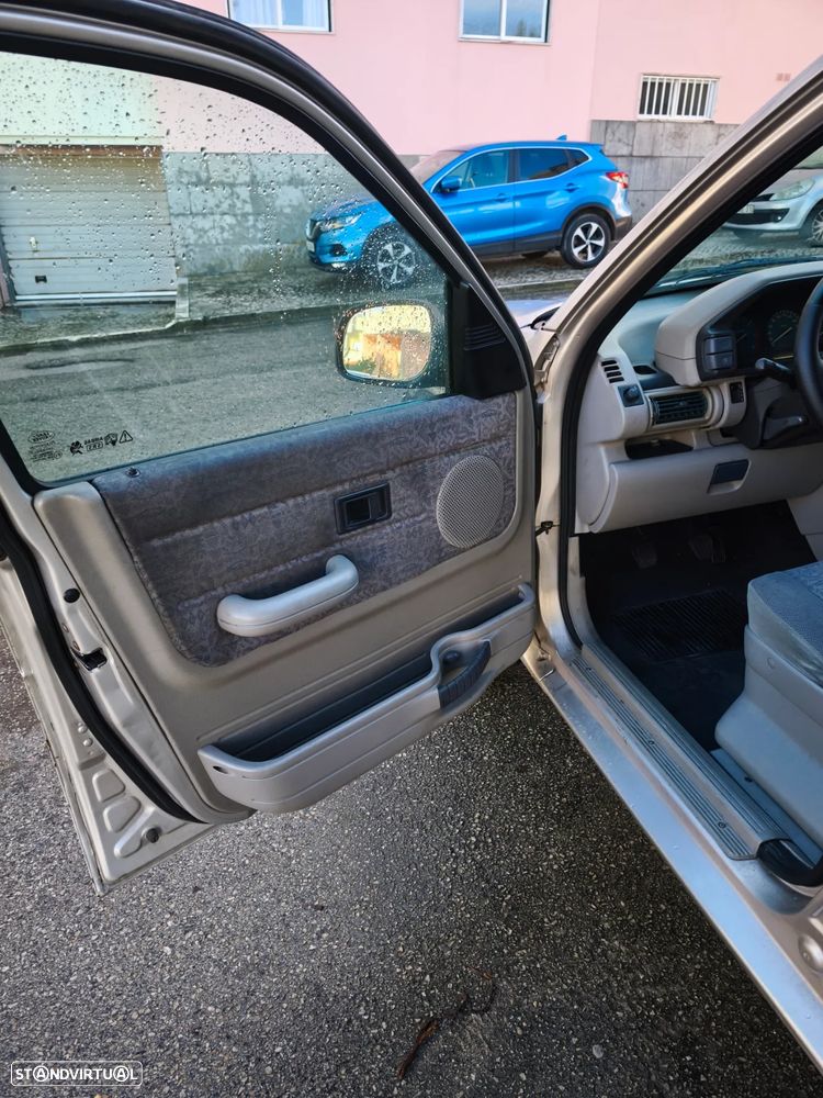 Land Rover Freelander 2.0 di - 8