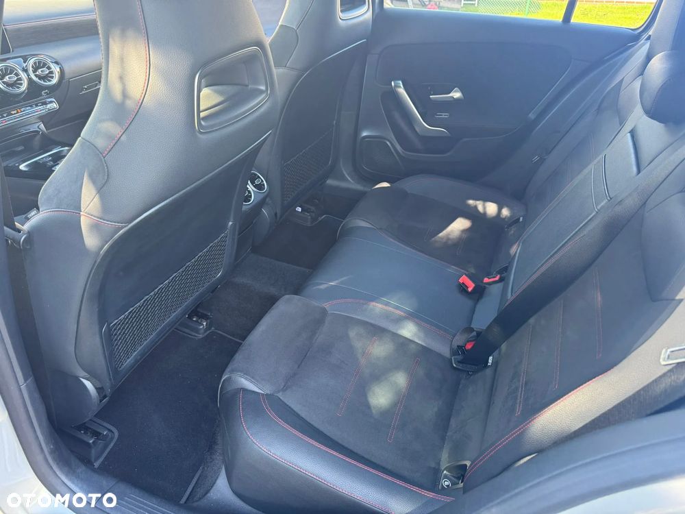 Mercedes-Benz Klasa A 250 4Matic 7G-DCT AMG Line - 20