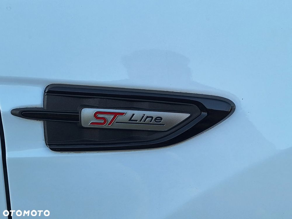 Ford Kuga 2.0 TDCi 2x4 ST-Line - 21
