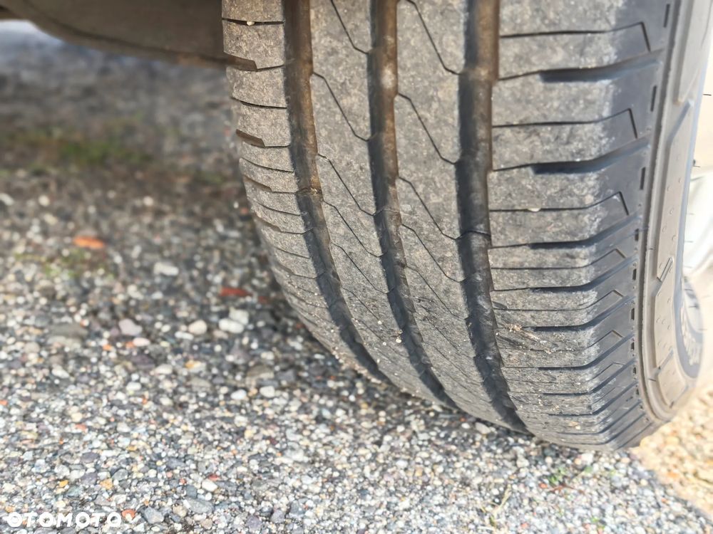 Iveco DAILY FIRANA 10EP WINDA DHOLLANDIA PLANDEKA 3.0 180KM HIMATIC AUTOMAT NAWIGACJA RADAR ASYSTENT PASA SERWIS ASO BEZWYPADKOWY ZADBANY 2024 FV23% KLIMA WEBASTO 35S18 - 28