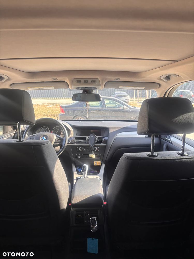 BMW X3 xDrive28i - 12