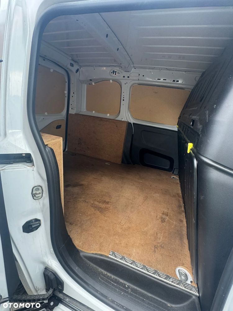 Opel Combo 1.5 CDTI Essentia S&S - 10