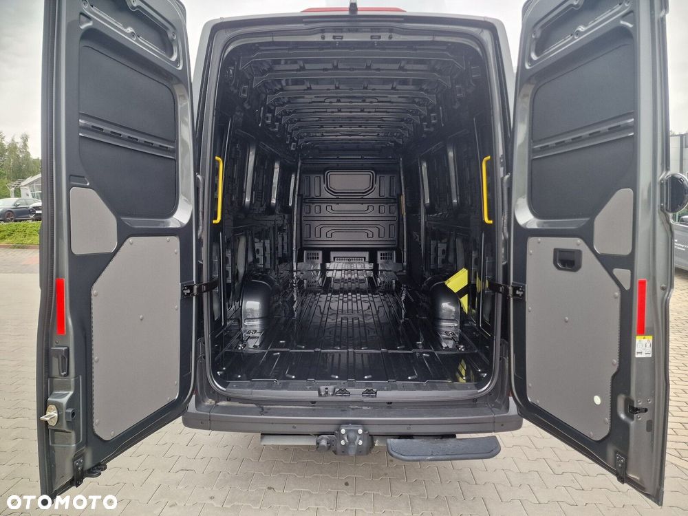 Volkswagen Crafter - 10