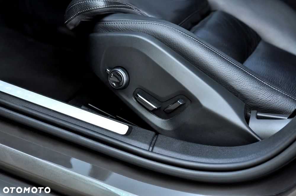 Volvo V60 D3 Inscription - 16