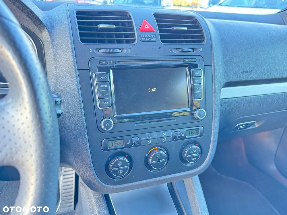 Volkswagen Golf 2.0 TSI GTI - 18
