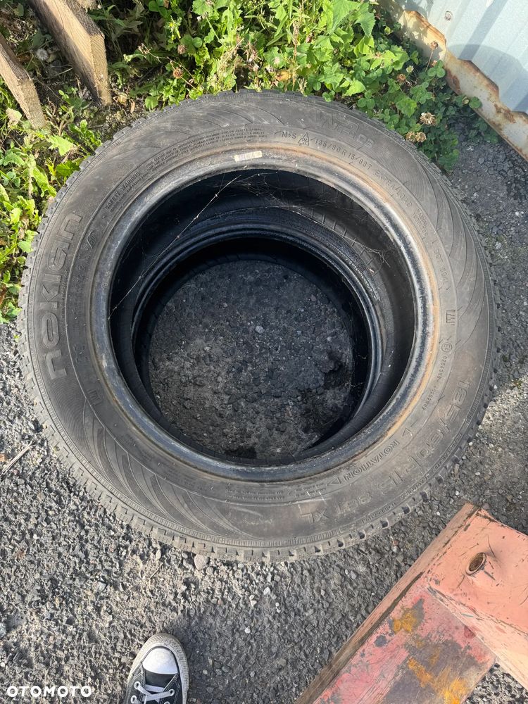 2 X OPONA NOKIAN WR D3 185/60 15 - 2