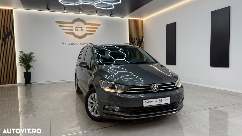 Volkswagen Touran - 2