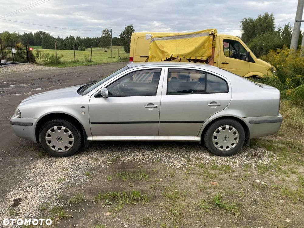 Skoda Octavia 1.6 Classic - 6