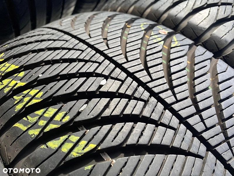 215/55/17 Goodyear Vector 4S gen2_7,8mm_4szt_(528) - 8