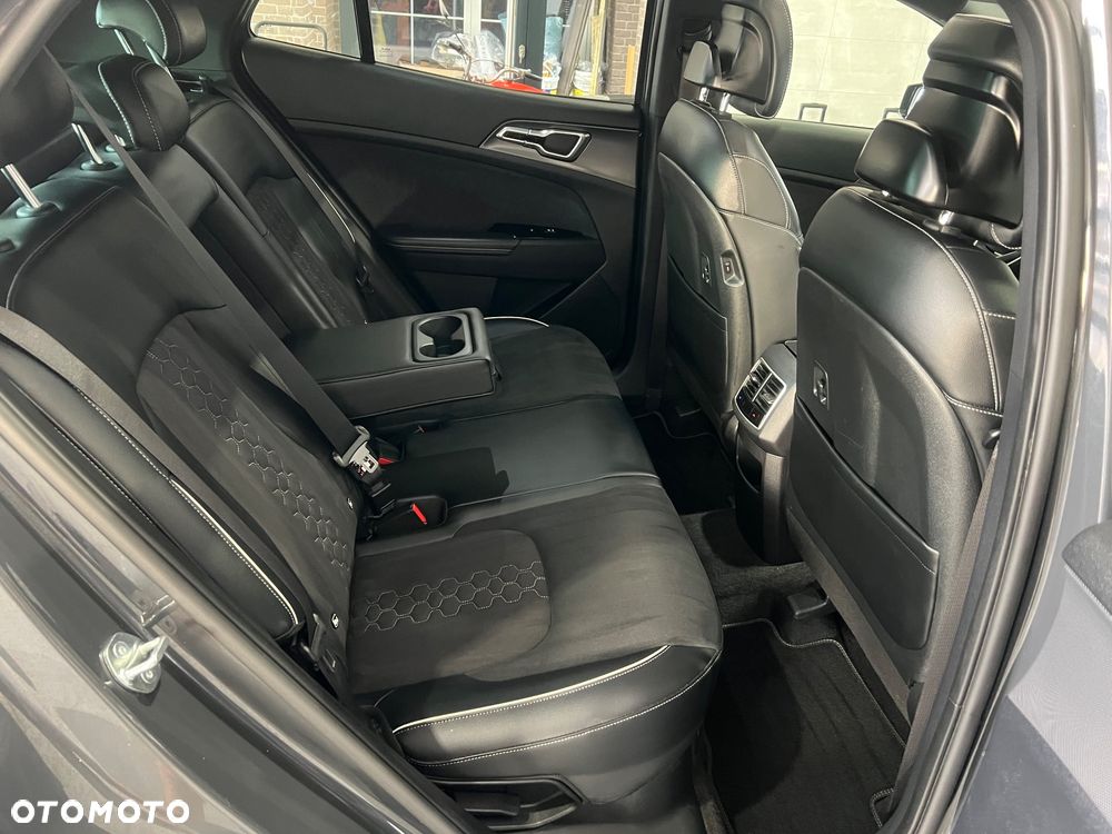 Kia Sportage 1.6 T-GDI MHEV Anniversary 4WD DCT - 27