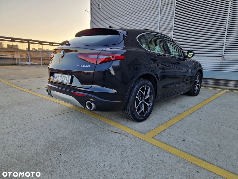Alfa Romeo Stelvio 2.0 Turbo TI Q4 - 20
