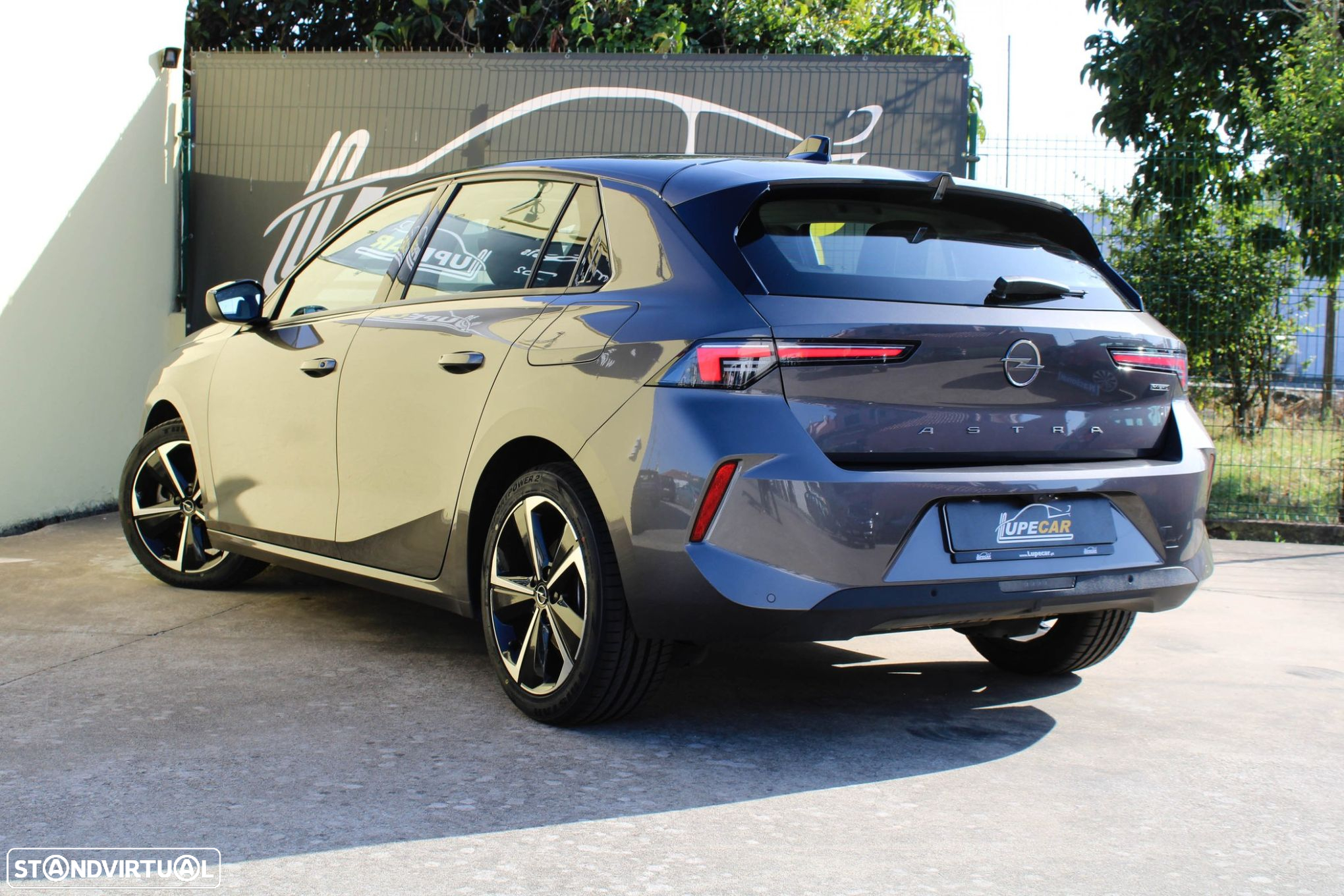 Opel Astra 1.6 T PHEV Business - 20