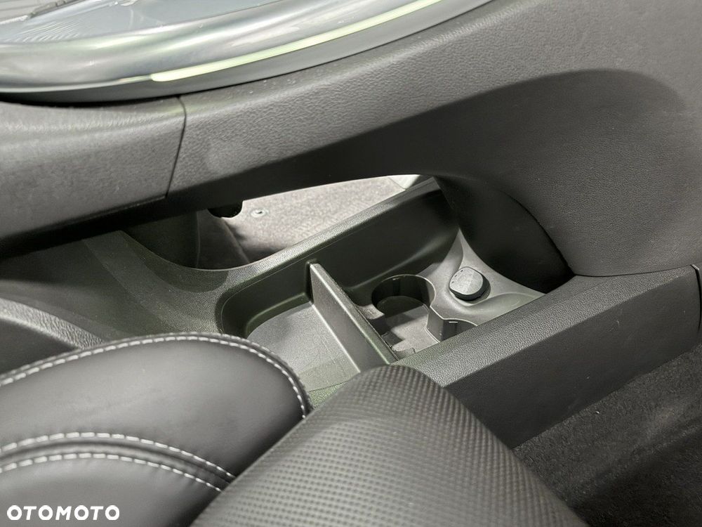 Renault Espace 1.6 dCi Energy Initiale Paris EDC - 24