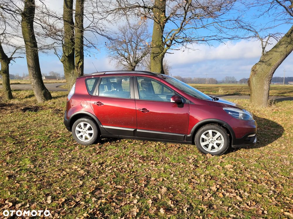 Renault Scenic Energy TCe 115 S&S Xmod Bose Edition - 29