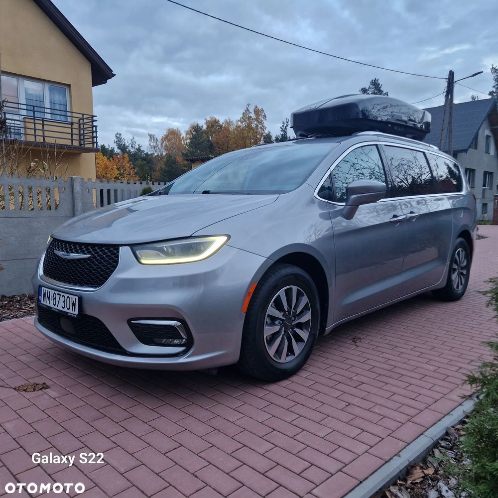 Chrysler Pacifica - 33