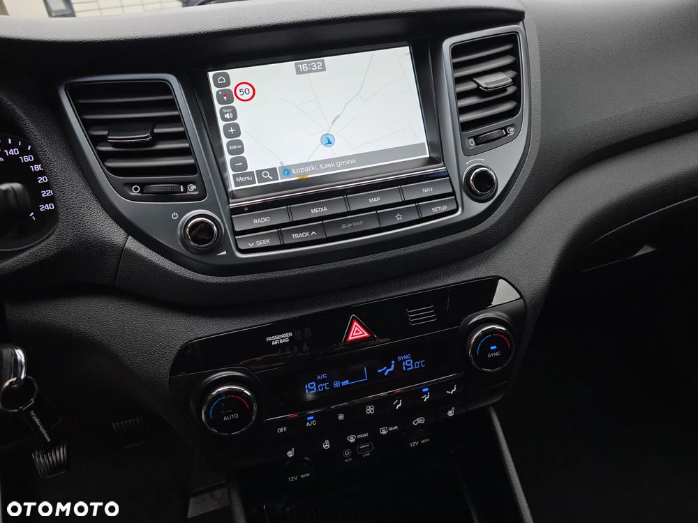 Hyundai Tucson blue 1.6 GDi 2WD Passion - 23
