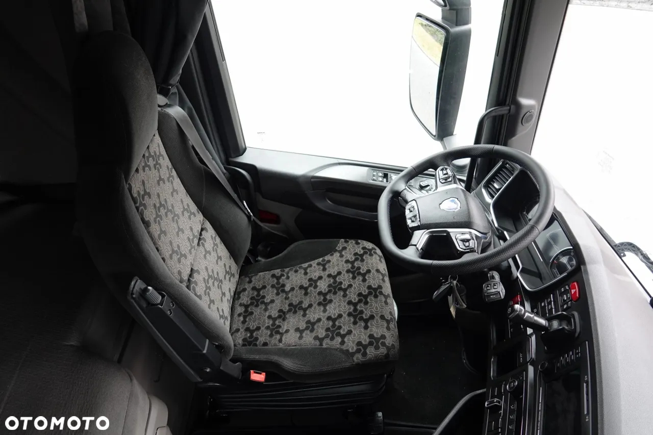 Scania S 500 / RETARDER / KLIMA POSTOJOWA   / PRZÓD NA PODUSZKACH / OPONY 100% / ALUFELGI SPROWADZONA / PO KONTRAKCIE SERWISOWYM - 28