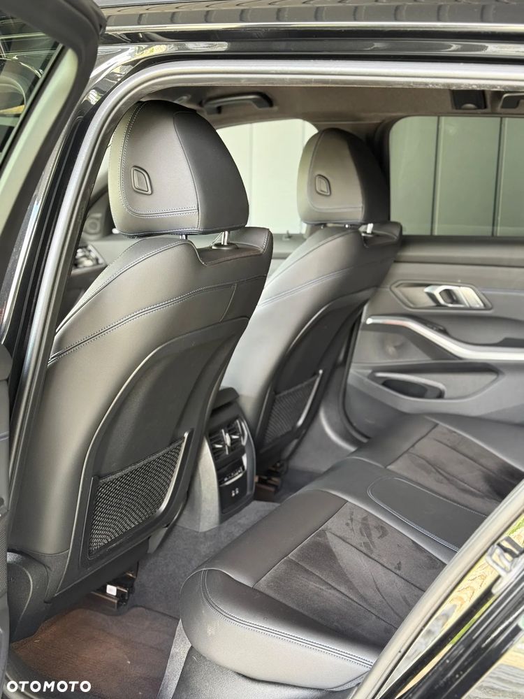 BMW Seria 3 320d xDrive mHEV M Sport - 13