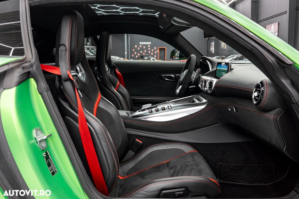Mercedes-Benz AMG GT C Speedshift 7G-DCT - 21