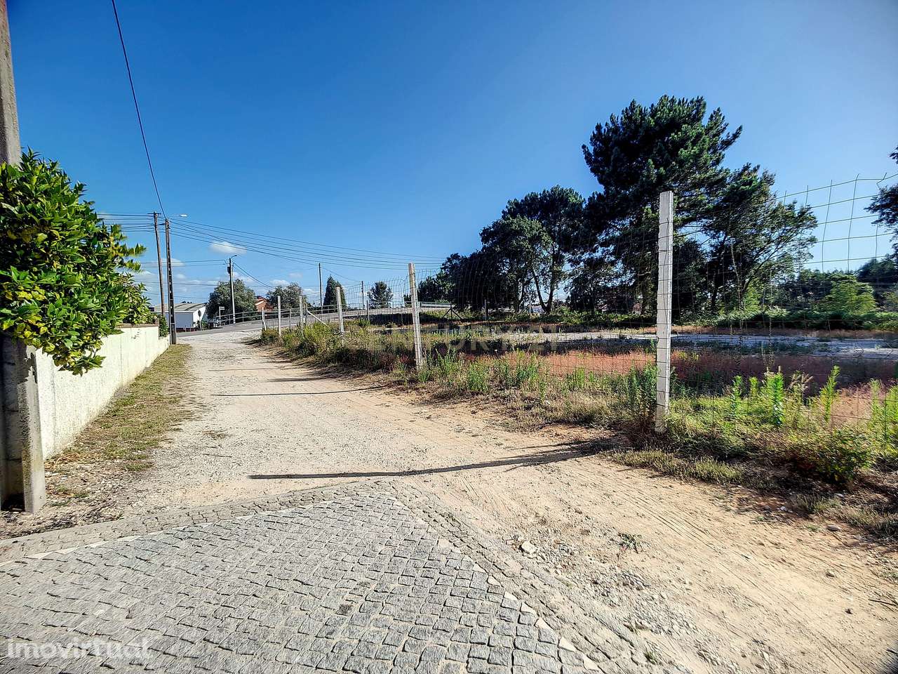 Terreno para construção com 20 metros de frente em Barrô, Águeda. - Grande imagem: 2/6