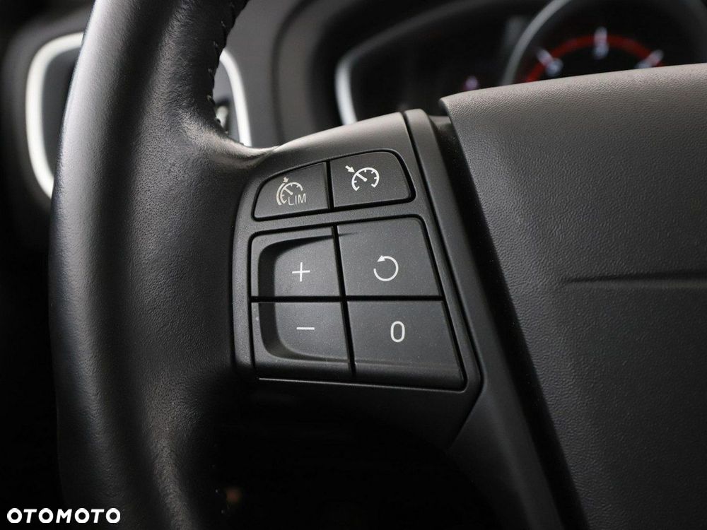 Volvo V40 Cross Country D2 - 29