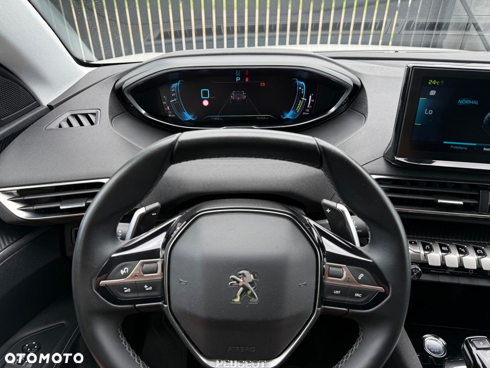 Peugeot 3008 225 e-EAT8 Allure - 21