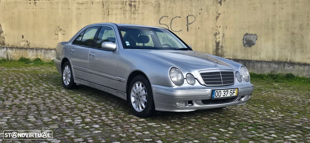 Mercedes-Benz E 220 - 2
