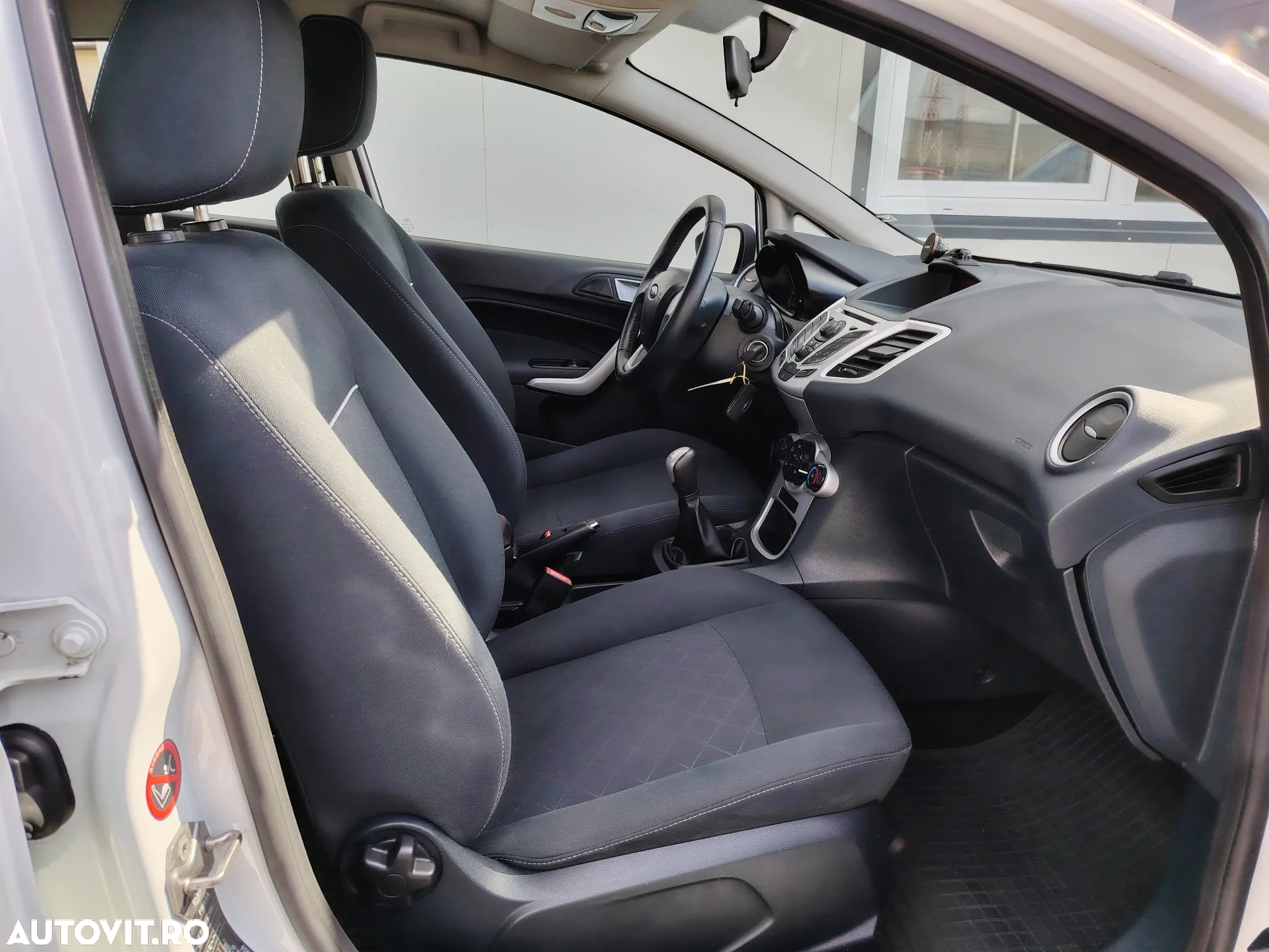 Ford Fiesta 1.6 TDCi Econetic - 9