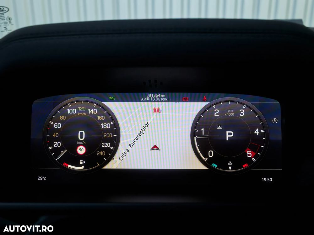 Land Rover Defender 110 2.0L D240 S - 22