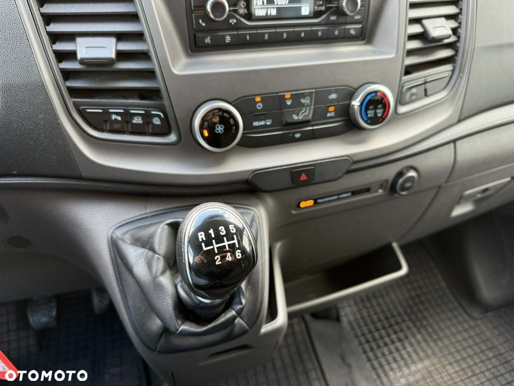 Ford Transit - 10