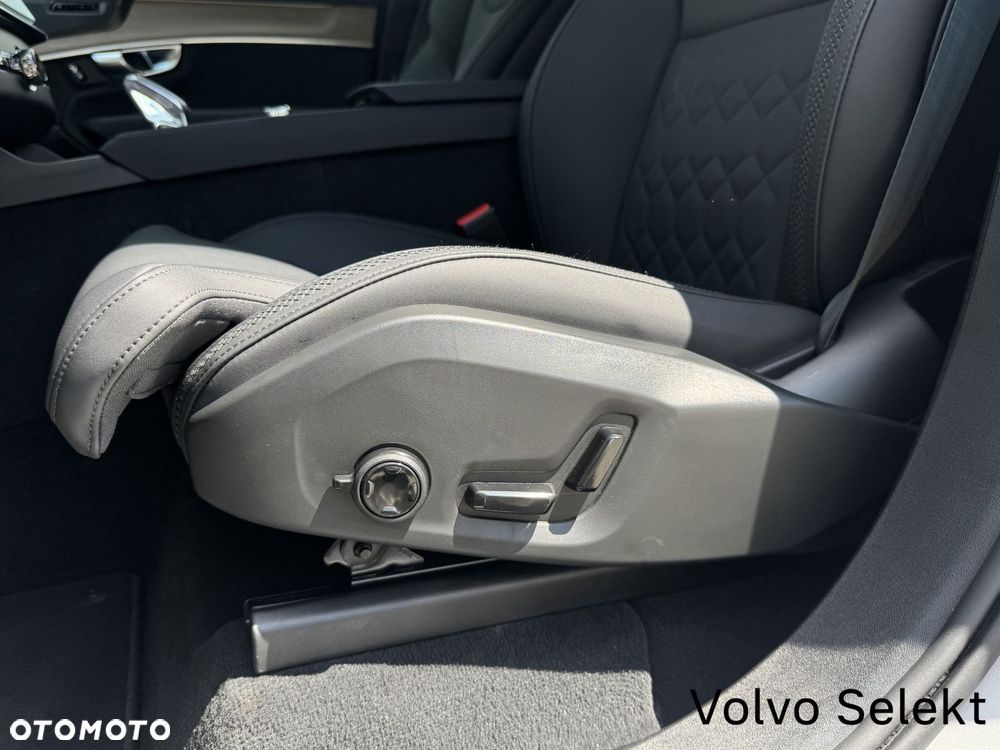 Volvo XC 90 - 34
