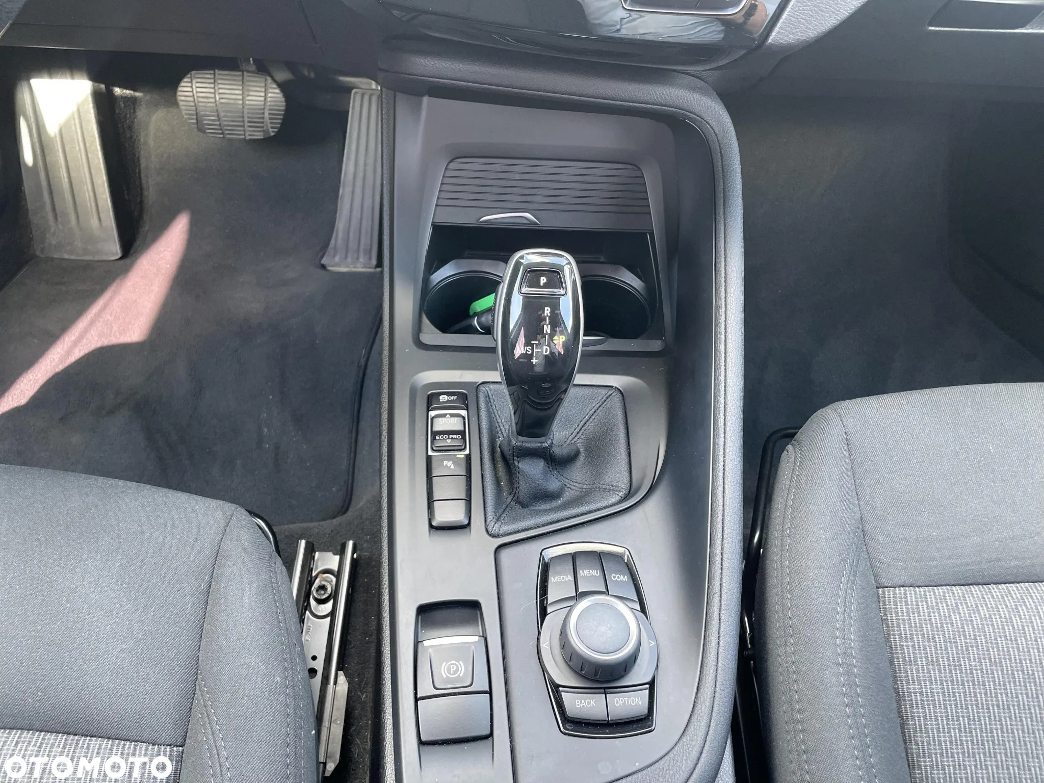 BMW X1 sDrive18i Advantage - 10