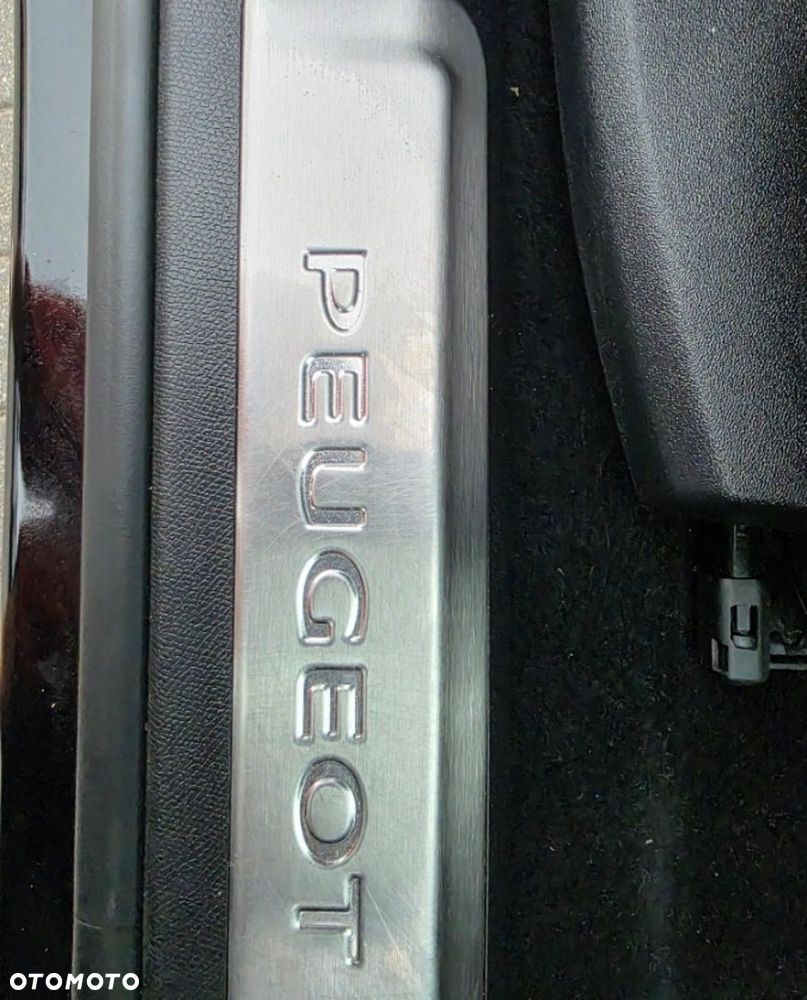 Peugeot 5008 - 25
