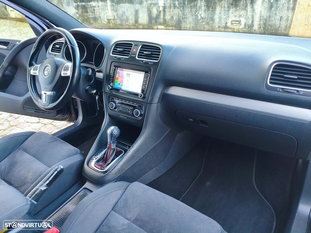 VW Golf 2.0 TDi Highline DSG - 9