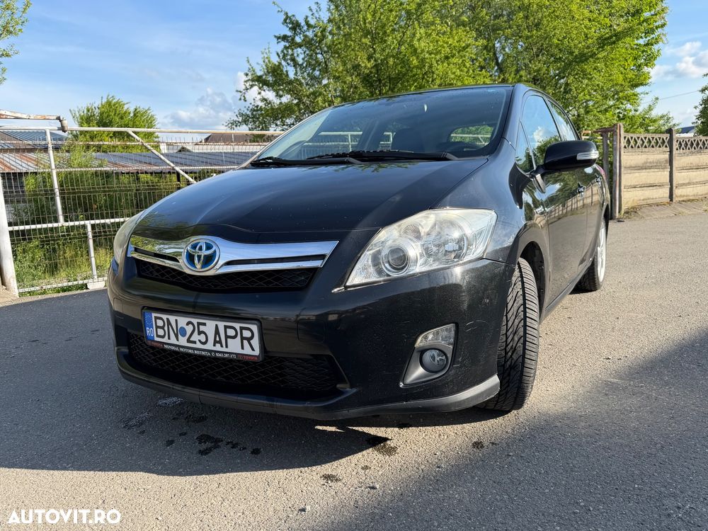 Toyota Auris - 1