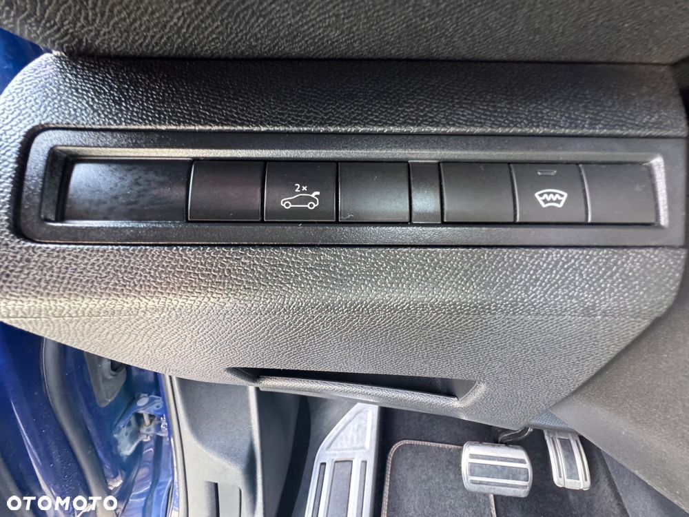 Peugeot 3008 2.0 BlueHDi GT S&S EAT8 - 17