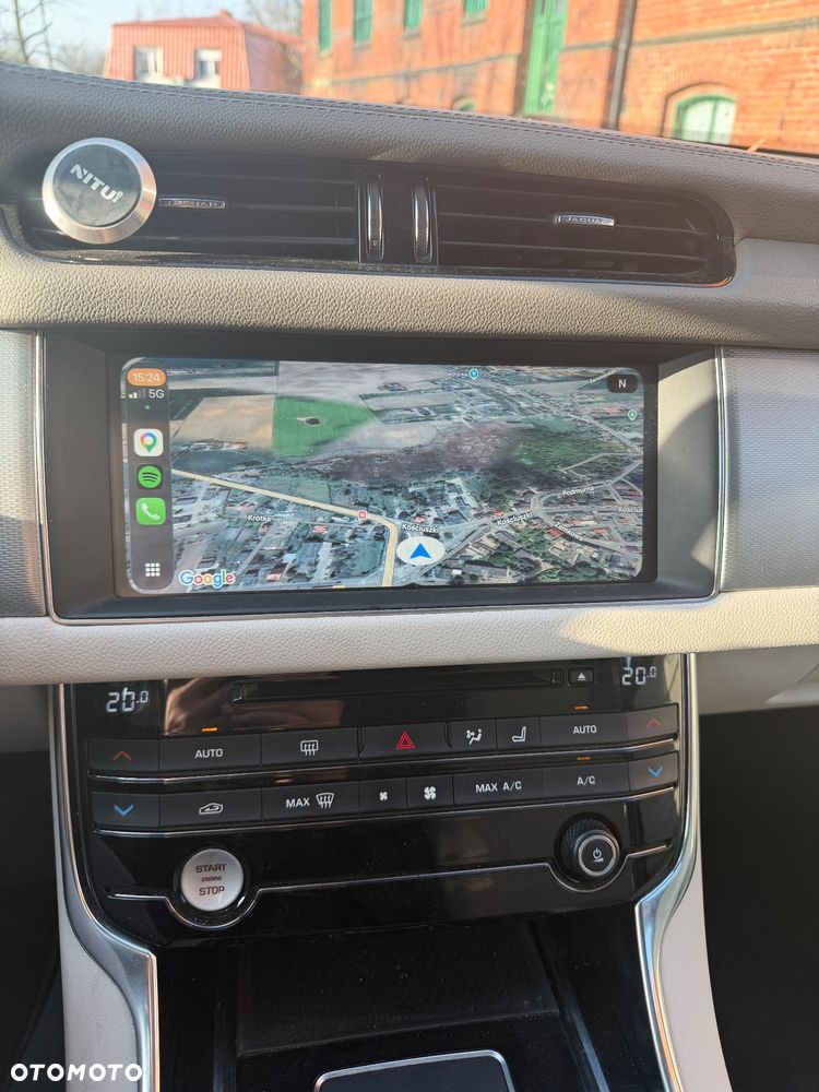 Jaguar XF 2.0 i4D Prestige - 13