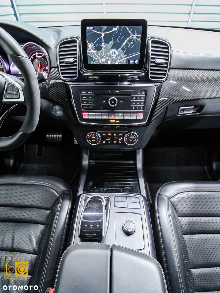 Mercedes-Benz GLS - 20