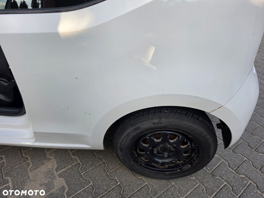 Volkswagen up! - 19