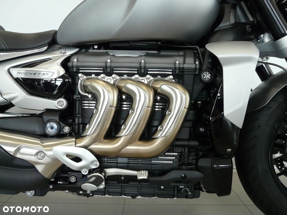 Triumph Rocket - 8