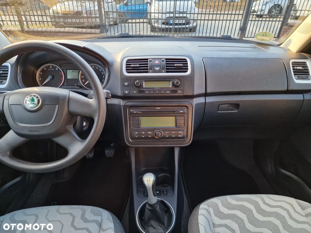 Skoda Roomster 1.4 16V Comfort - 21