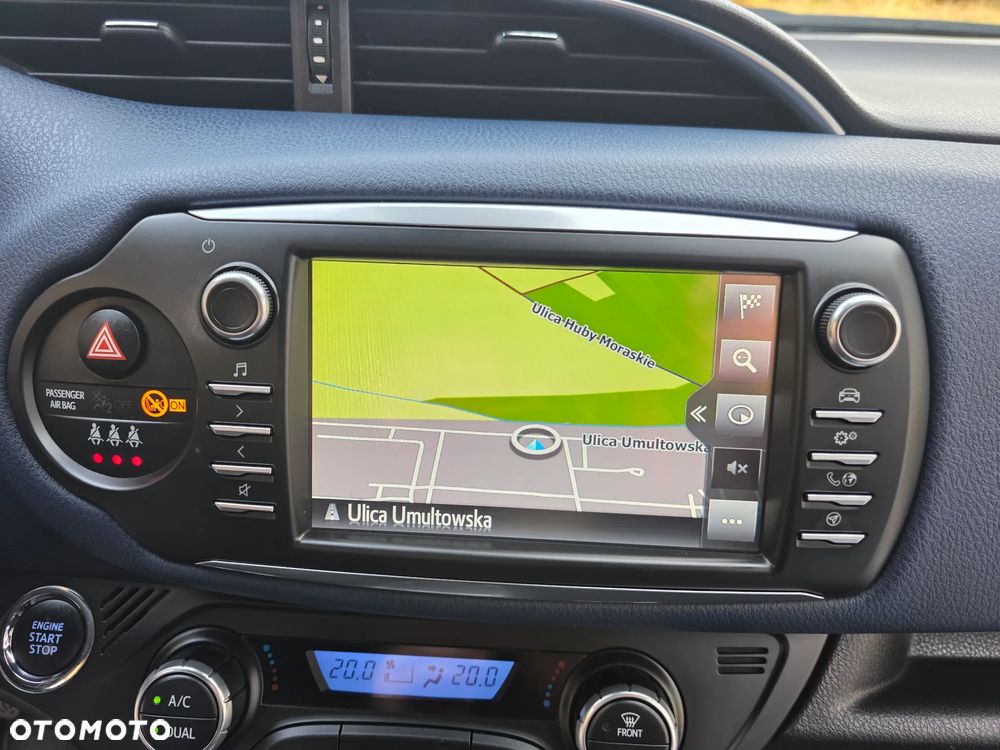 Toyota Yaris 1.5 Selection - 17