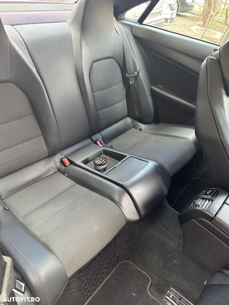 Mercedes-Benz E - 27