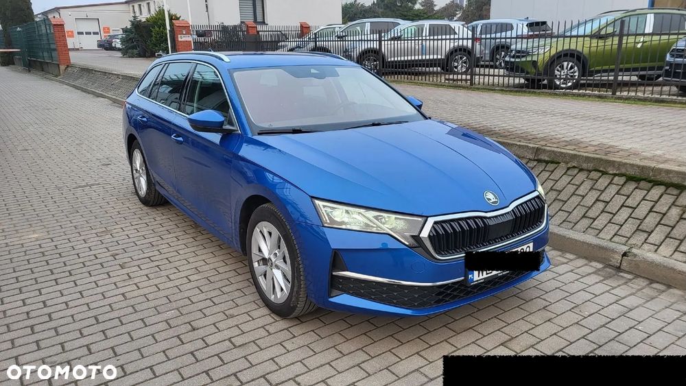 Skoda Octavia 1.5 TSI mHEV Selection DSG - 3