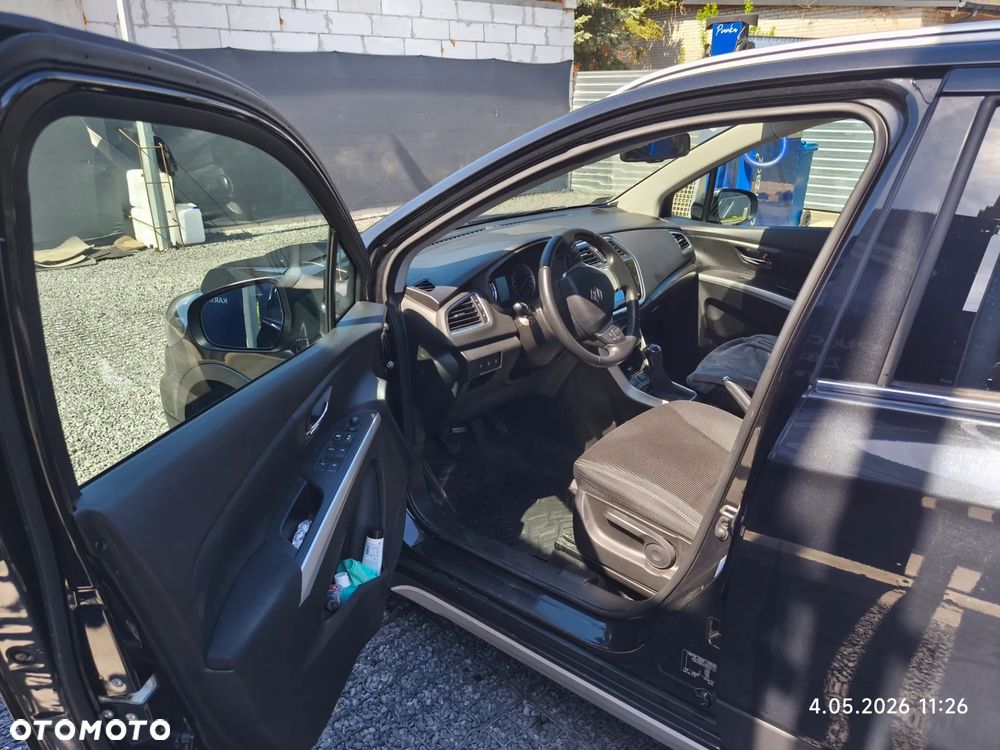 Suzuki SX4 S-Cross 1.0 T Premium 4WD - 3