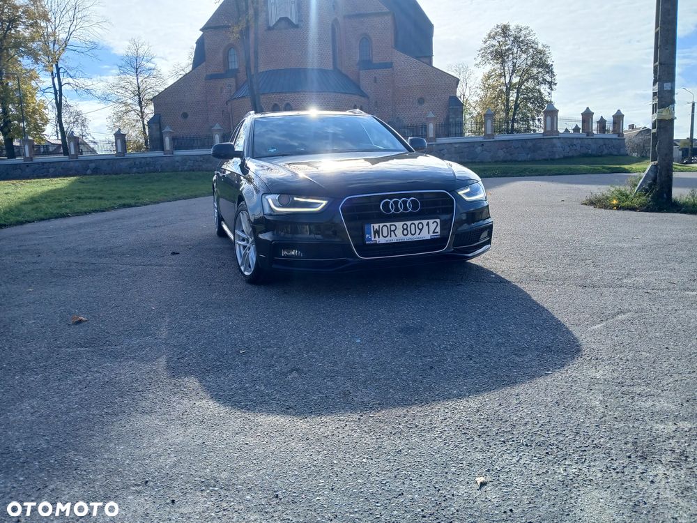 Audi A4 - 1